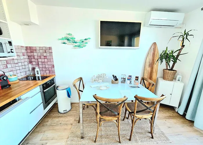 Superbe Appartement Avec Vue Mer Et Terrasse